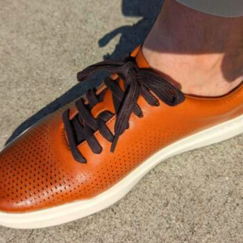 12 Lightweight Sneakers Made for Metro Commutes