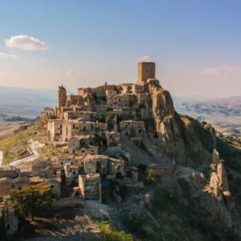 12 Once-Bustling European Towns Now Left in Silence