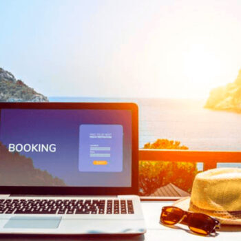 12 Reasons Why Digital Nomads Are Choosing Hotels Under $57 a Night (And Smart Apps to Help)