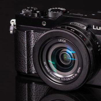 13 Best Compact Cameras That Nail the Colors of the Mediterranean