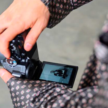 14 Silent Shutter Travel Cameras for Discreet Shooting in Quiet Places