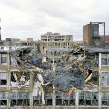 15 American Cities That Are Crumbling Before Our Eyes—And What’s Causing It