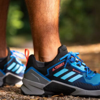 15 Best Shoes for Trekking Around Sedona's Red Rocks