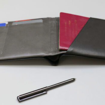 15 High-End Travel Accessories Luxury Jetsetters Adore