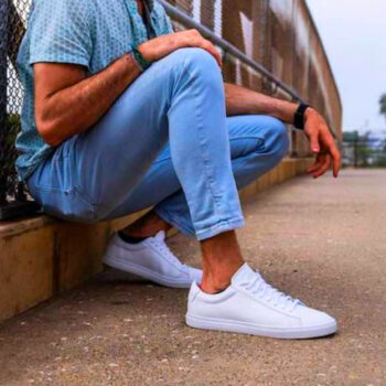 15 Minimalist Sneakers That Work from Museum to Dinner