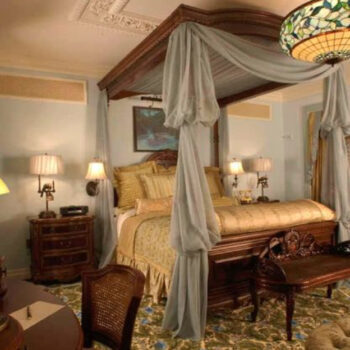 15 Secret Rooms Hidden Inside America's Most Famous Landmarks
