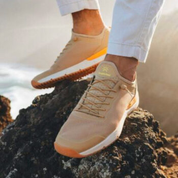 16 Best Travel Sneakers for Long-Haul Comfort (Tested & Trusted)