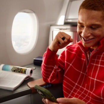 17 Expert-Approved Tips to Survive Long Flights Like a Pro Traveler