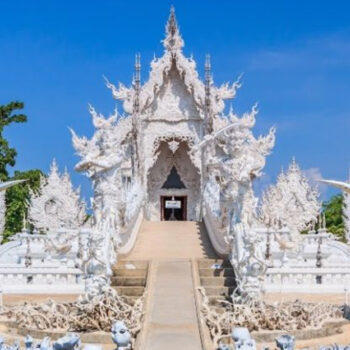 20 Picture-Perfect Buildings Worth Traveling the World For