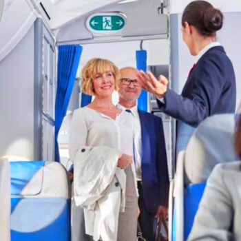 6 “Polite” Passenger Habits Flight Attendants Secretly Can’t Stand