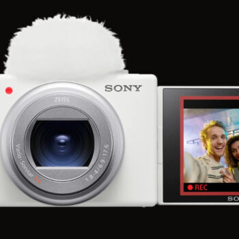 8 Compact Cameras That Thrive in Unplanned Moments