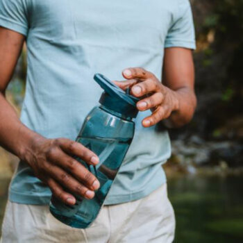 8 Must-Have Hiking Gadgets to Stay Safe on Autumn Trails (2025)