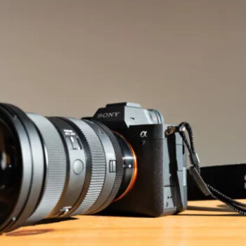 9 Best Cameras for Sharp Photos in Bright Light