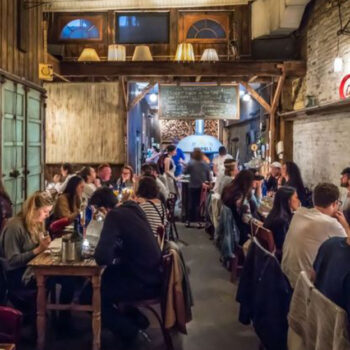 9 New York Pizza Joints Tourists Overrate & 6 They Overlook