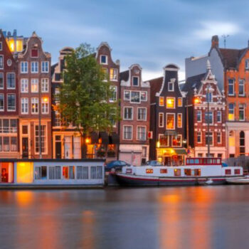 After 8 Years in the Netherlands, These Are the Tourist Mistakes I See Every Day