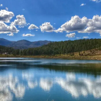 Aspenfest, gondola rides, and great food makes this New Mexico mountain town a fall favorite