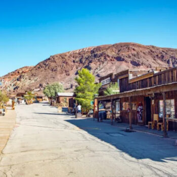 California's Route 66 Roadside Treasures And Fading Signs of Americas Past Glory That Are Totaly Worth the Drive