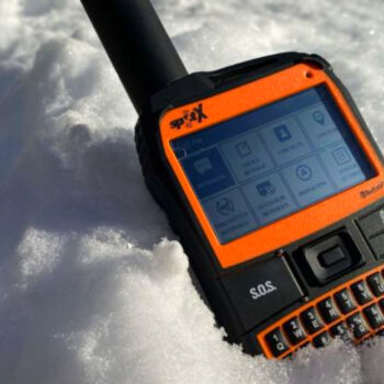 GPS Devices for Fall & Winter Hiking (2025 Reviews)