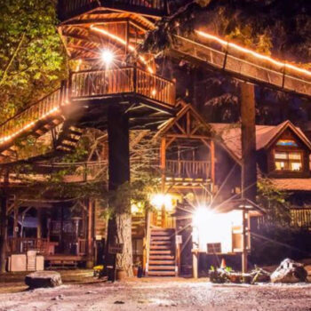 Gateway to the Oregon Caves: 6 Reasons to Visit This Mountain Town Full of Wine, Wonders, and Treehouses