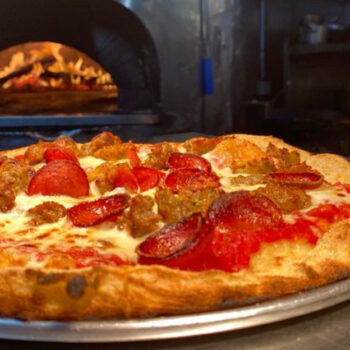 Hidden Florida Wineries Locals Love—And Their Wood-Fired Pizza Secrets