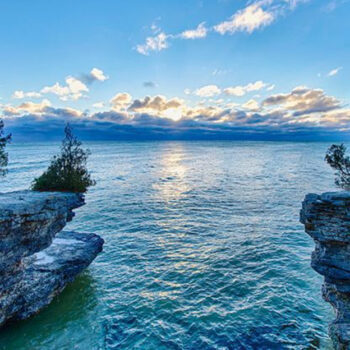 Over 200,000 Told to Stay Out of the Water - Here’s What’s Making the Great Lakes So Dangerous Right Now