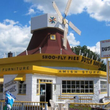 Pennsylvania Dutch Bakeries That Have Lines Out the Door