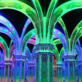 San Francisco, CA: Walk Through a Psychedelic Mirror Maze on the Pier