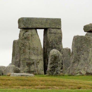 Day trips from London Stonehenge and Oxford