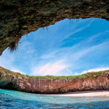 The 18 Most Dangerous Beaches in Mexico (and 3 You Can Actually Enjoy)