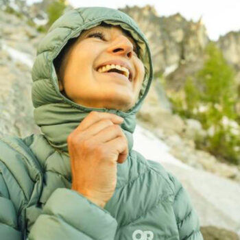 The Best Winter Layers for Travelers - Ranked by Cost, Comfort, and Versatility