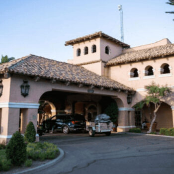 The California Roadside Steakhouse Where Fresh Beef Meets the Highway