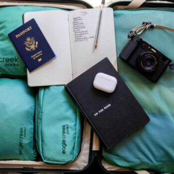The Ultimate 1-Minute Pre-Flight Checklist Every Traveler Needs