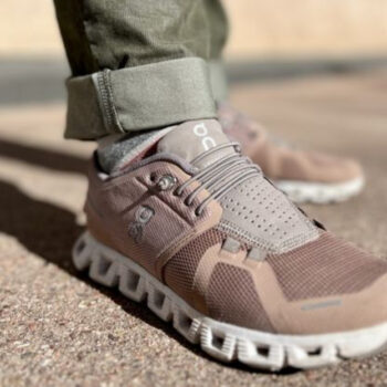 These 10 Shoes Make Long Travel Days Weirdly Comfortable