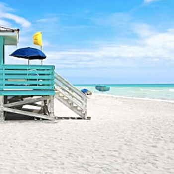This Florida Beach Was Named the Best in America - And the Sand Feels Like Powdered Sugar!