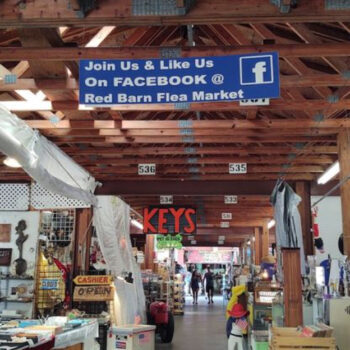 This Huge Florida Bazaar Is A Dream For Bargain Hunters
