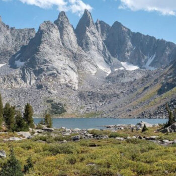 This Lesser‑known Wyoming Town Is Between Jackson and Casper, Nestled by Over 1,300 Mountain Lakes