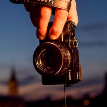 Top 10 Compact Cameras for Student Travelers in 2026