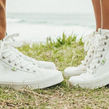 We Tried Allbirds vs Cariuma Travel Sneakers, and Here Are the 7 Worth Considering