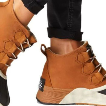 We Tried Sorel vs The North Face Snow Boots - 6 Delivered