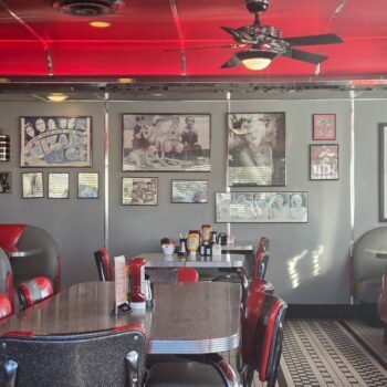 This Classic Mesa Diner Has Quietly Turned All-Day Breakfast Into A Local Ritual