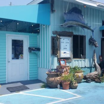 This Middle-of-Nowhere Florida Panhandle Diner Is Worth the Drive From Pensacola