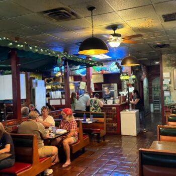 This Camp Verde, Arizona Pizza Spot Serves Slices That Taste Like A Place Time Forgot