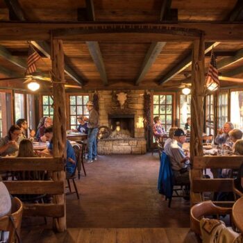 8 Small-Town Texas Restaurants Worth Driving Across The Entire State For