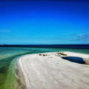 Florida Has a Hidden Turquoise Island Just 40 Minutes From Tampa That Beats the Bahamas