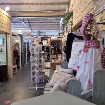 You Can Fill a Whole Cart for Just $50 at This Enormous Florida Vintage Store