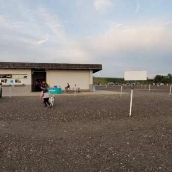 Once You See This Iconic Ohio Drive-In Under The Stars, You'll Understand The Hype