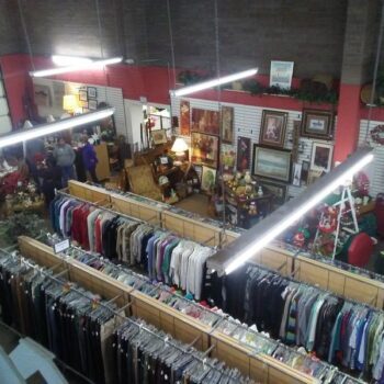 This Massive Arizona Thrift Store Where $45 Fills A Whole Cart With Surprises