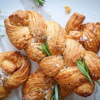 8 Arizona Bakeries Where Locals Line Up Before Sunrise For Fresh Pastries