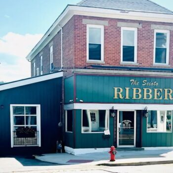 The Country-Style Ribs At This Middle-Of-Nowhere Ohio Steakhouse Are Known Across The Midwest