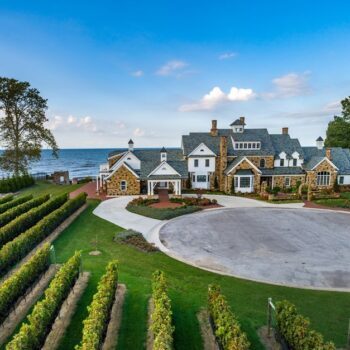 These 9 Picture-Perfect Ohio Wineries Deserve A Spot On Your Weekend Plans